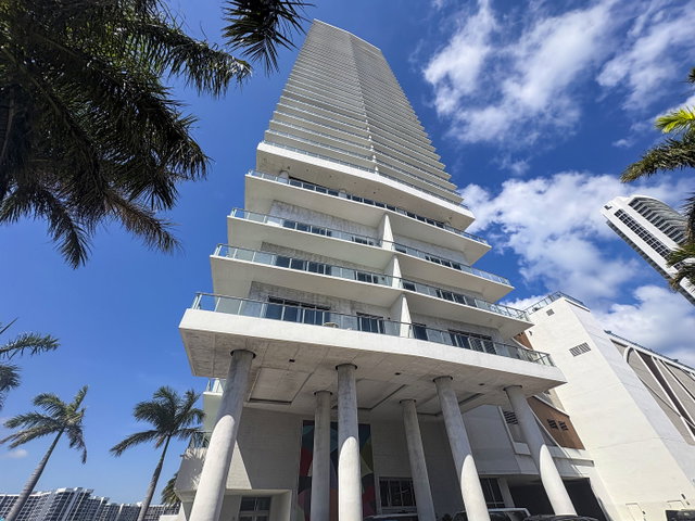 Hyde Beach House photo 3
